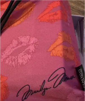 Ipsy Pink Limited Edition SPECIAL 'MM100' Lips Glam Drawstring Cosmetic Pouch thumbnail 6