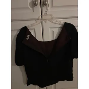 DANY Vintage Made in Italy 100% Wool Black Short Sleeve‎ Scoop Neck Blouse Sz 48 thumbnail 4