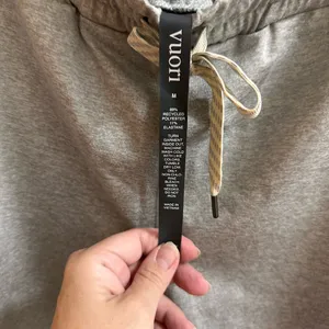 SOLD!!! VUORI PERFORMANCE JOGGERS, PALE GREY, M thumbnail 4