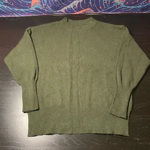 Dark Green Ribbed Knit Top with Crew Neck thumbnail 1