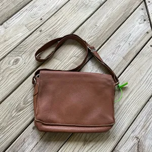 Gucci Vintage Brown Leather Messenger Crossbody Bag Est. 1970's Era thumbnail 2