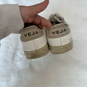 Veja Campo Sneakers Women’s Size 8 thumbnail 10