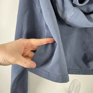 Lululemon All Yours Cropped Hoodie Ink Blue Relaxed‎ Casual Travel Womens 8 thumbnail 4