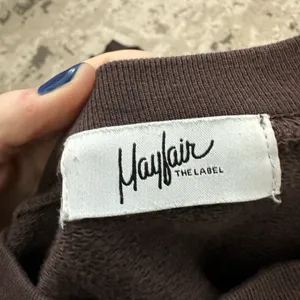 The Mayfair Group athletic club brown crewneck size large thumbnail 3