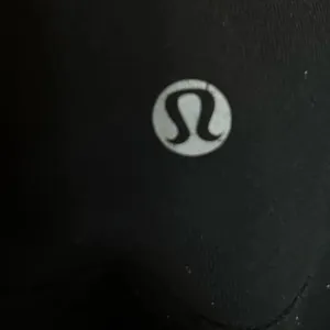 Lululemon Solid Black Straight Leggings Tights Cropped Women’s Size 4 thumbnail 3