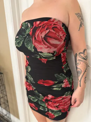 iris Black Strapless Ruched Dress with Red Rose Print thumbnail 4