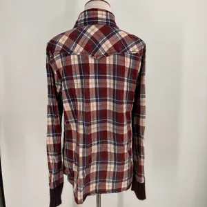 BKE Buckle Plaid Button Up Shirt Size Large thumbnail 5