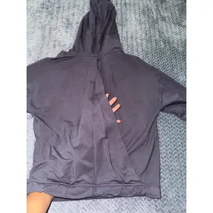 Lululemon Women's Twisted And Tucked Hoodie Sweatshirt Pullover‎ Purple Size 8 thumbnail 7