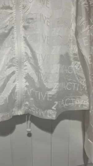 White Active Breeze Lightweight Hooded Jacket Size L. thumbnail 8
