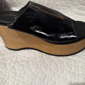 NEW 40/9 Black Free People Gabriela Clogs Platform Wedge Black Patent Leather thumbnail 9