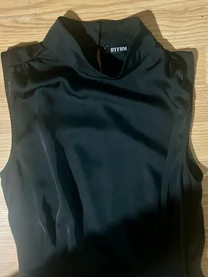 Btfbm Sleek Black Sleeveless Satiny Dress keyhole button closure ladies Med thumbnail 11