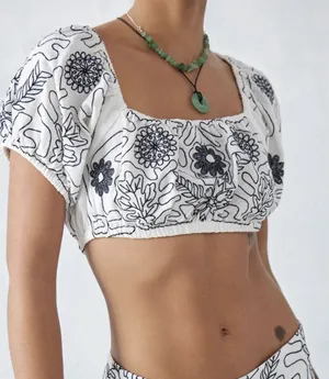 Free‎ People NWT size Medium Embroidered Lotus Top Only Cropped thumbnail 1