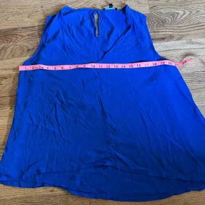 Madewell Womens XL Cobalt Blue V-Neck Sleeveless Blouse‎ High Low Hem G5415 thumbnail 4