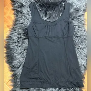 Lululemon YOGA TANK TOP Women's Black Sleeveless Top Size 4 thumbnail 2