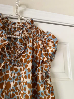Jodifl Brown Blue Giraffe Print Silky Top thumbnail 2