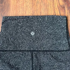 Lululemon leggings thumbnail 4