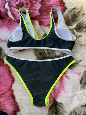 Dark Green Bikini Set Size M thumbnail 2