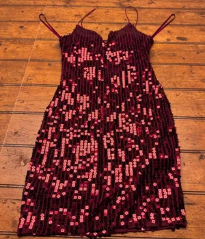 City Triangles Burgundy Sequin Lace Up Back Bodycon‎ Mini Dress Womens Size 0 thumbnail 1