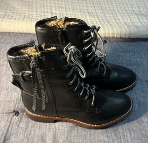 Kensie Weslie Black Combat Boots Women’s size 6.5 thumbnail 1