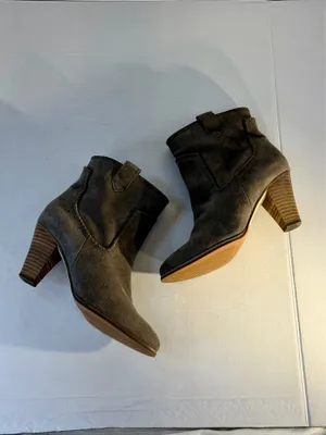 Karl Lagerfeld Provence Gray Suede Cowboy Ankle Boots thumbnail 13