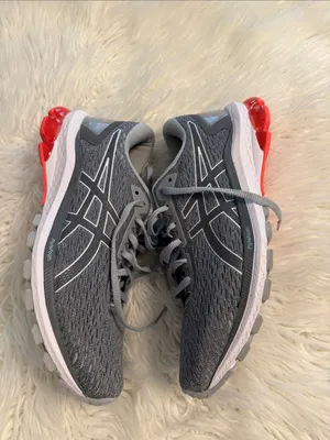 ASICS Women’s Gray Running Shoes with Mint and Coral Accents size 10 thumbnail 2
