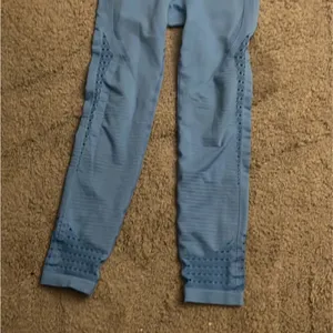 Gymshark dry seamless cut out legging large blue thumbnail 3