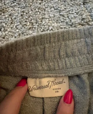 Universal Threads Grey Shorts thumbnail 4
