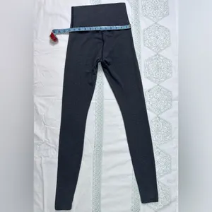 Lululemon Vintage Wunder Under Pant (Roll Down) - Heathered Black - 2 thumbnail 12