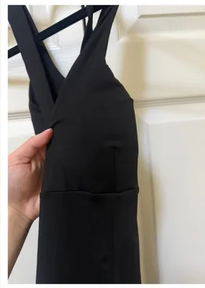 SHEIN Black Padded Crossback Athletic Mini Dress thumbnail 3