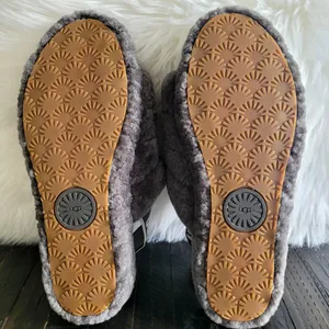 UGG Australia Fluff Yeah Slide Slipper Women's Size 11 thumbnail 8