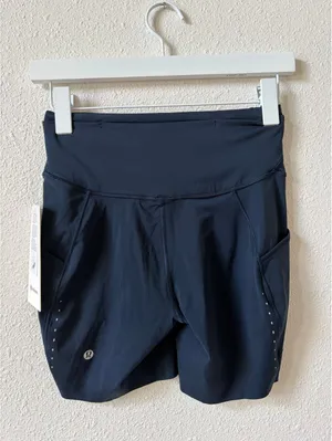 Lululemon Fast and Free HR Short 6" Inseam Pockets True Navy Size 6 Run Sporty thumbnail 2