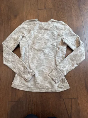 Lululemon It’s Rulu Run Long Sleeve Size 0(?) - C31-012 thumbnail 4