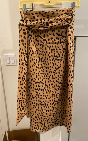 Forever 21 Midi Length Wrap Leopard Skirt thumbnail 2