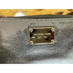 Michael Kors Women's Wallet‎ Gray Zip Around City Designer Preppy Classic Modern thumbnail 3