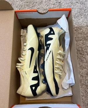 Nike Cleats thumbnail 1
