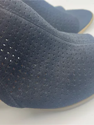 Franco Sarto black suede leather perforated peep toe block heel sandals 9.5 thumbnail 3