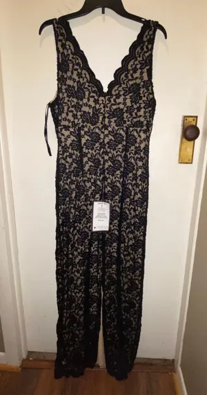 Black Evening Gown thumbnail 2