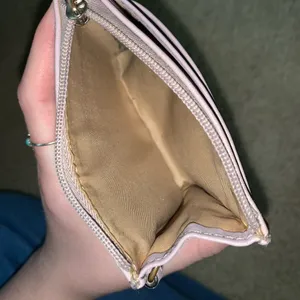 Guess Mini Wallet thumbnail 4