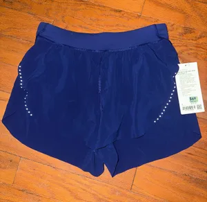 Lululemon Hotty Hot 3” thumbnail 1