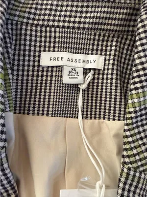 Free Assembly Checkered Set thumbnail 3