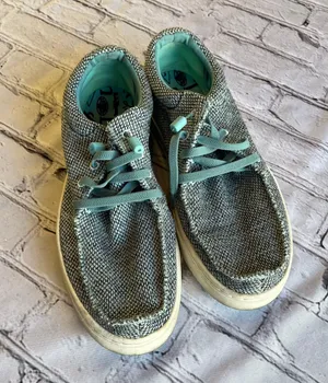 L.L. Bean Women's Higgins Beach 4-Eye Slip-Ons Fabric Shoes Sneakers 8.5 thumbnail 1
