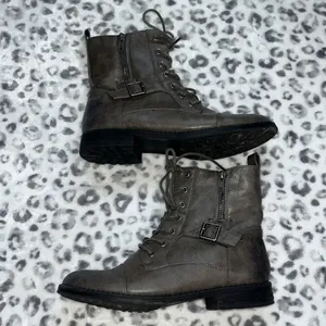 ID Required Boots Gray Size 10 thumbnail 6
