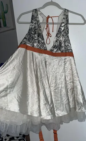 Victoria's Secret Nightgown thumbnail 1