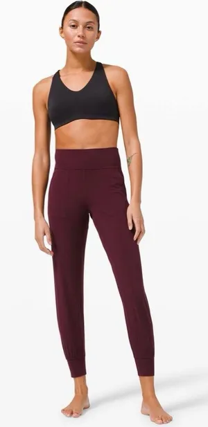 Lululemon‎ Align Jogger maroon size 4 thumbnail 1