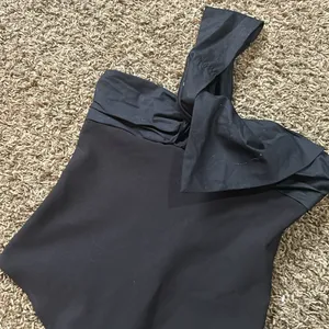 NWT Zara Halter Black Linen Size‎ XS thumbnail 2
