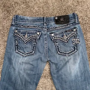 Miss Me Bootcut Jeans Women 26 Blue Good Rhinestone Embellished JE5453B7L thumbnail 4