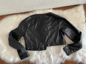 Camellia Faux Leather Jacket Size Small Black Moto Cropped thumbnail 7