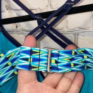 Athleta Bikini Top‎ 34B/34C Underwire Swim Top Blue Geometric Print thumbnail 3