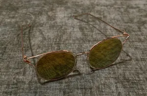 Sunglasses Gold thumbnail 2