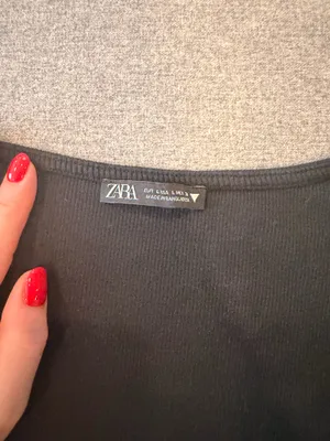 ZARA Ruffle Sleeve Crop Top Black thumbnail 2